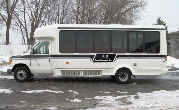 20-22 passenger limo bus exterior